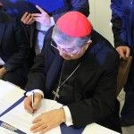 Il Cardinale Sepe firma il protocollo d'intesa
